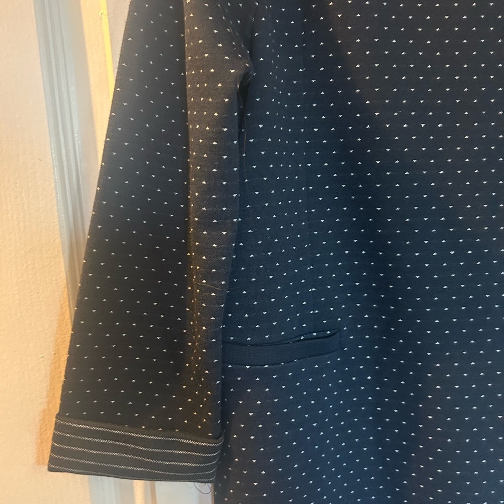 Elegant Navy Women's Blazer